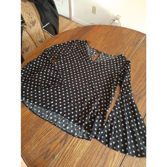 Small Express Black Tan White Flared Long Sleeve Blouse - Picture 1 of 4
